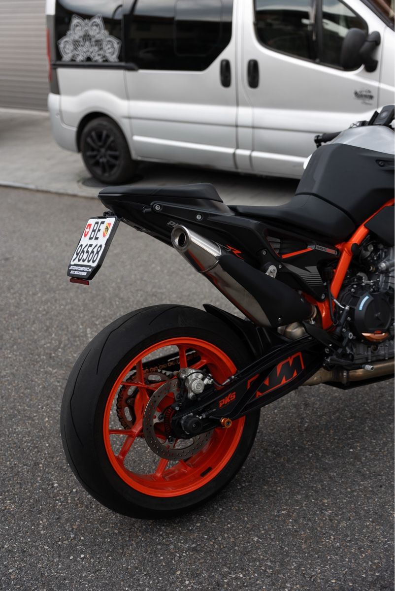 KTM Strasse: Ktm duke 890 R – Gebraucht aus Blumenstein von Laersu.137 4