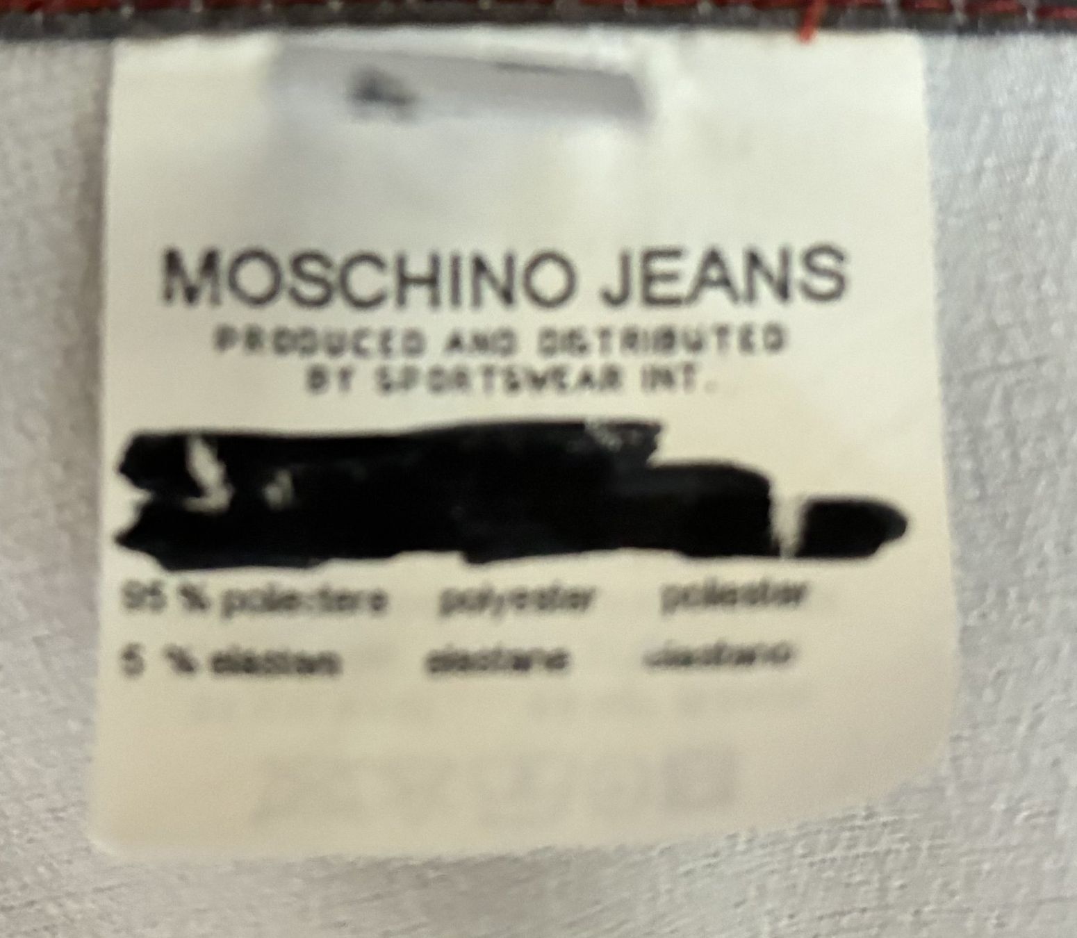 Moschino Jeans: MOSCHINO Jeans – Usato da Ringgenberg BE venduto da ziggythecat 5