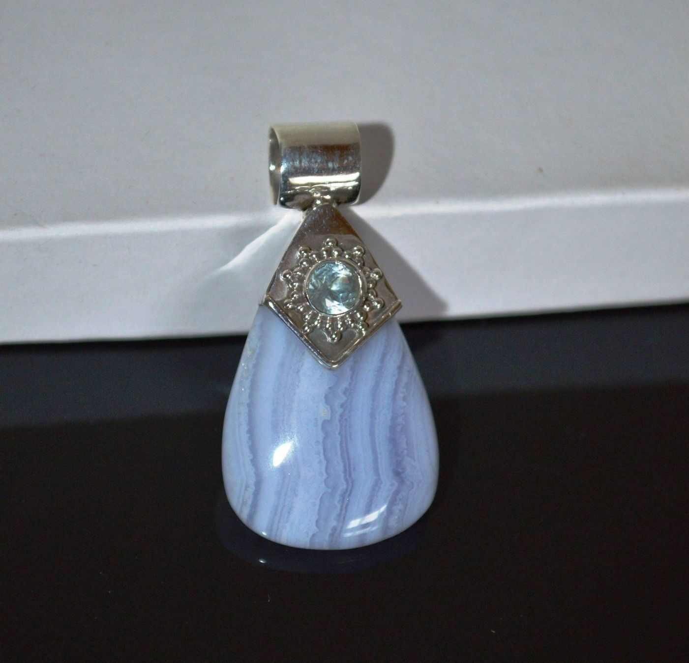 Rimorchi: BLUE LACE AGATE – Nuovo e nell'imballaggio originale da Berg TG venduto da marta970