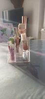 Organisateur de maquillage transparent - neuf!