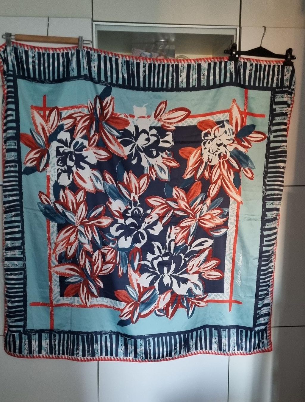 Promod Foulard & Sciarpe: écharpe, grand 125x125 – Usato da Tolochenaz venduto da nieeva