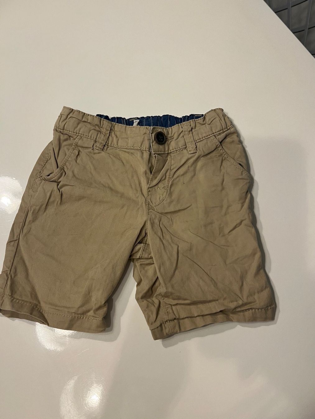 H&M Pantaloni: H&M SHORTS REHBRAUN GR 92 – Usato da Basel venduto da theo-g77