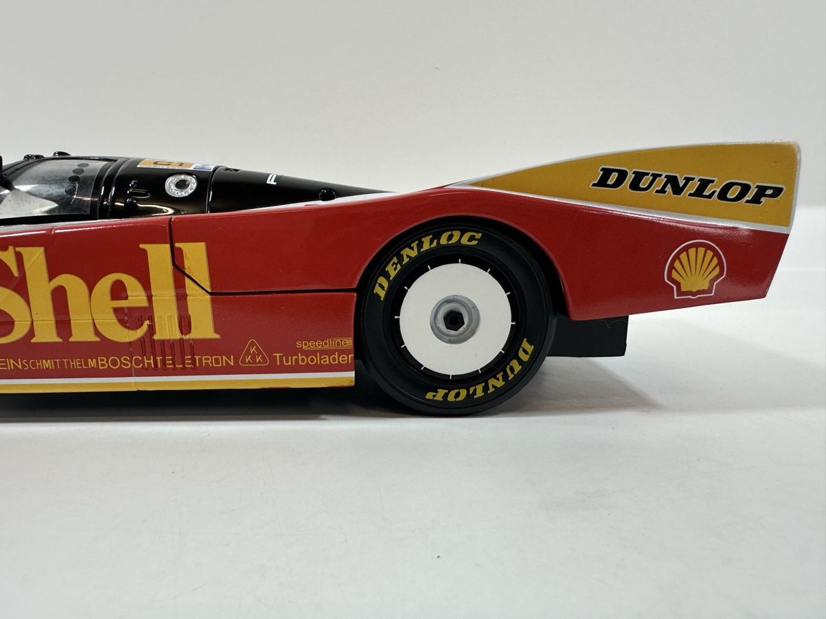 Porsche Modellini d'auto: Porsche 962C 1:18 Shell, Stuck/Bell/Ludwig,Universal Hobbies – Usato da Zofingen venduto da rf9_x2xt 9
