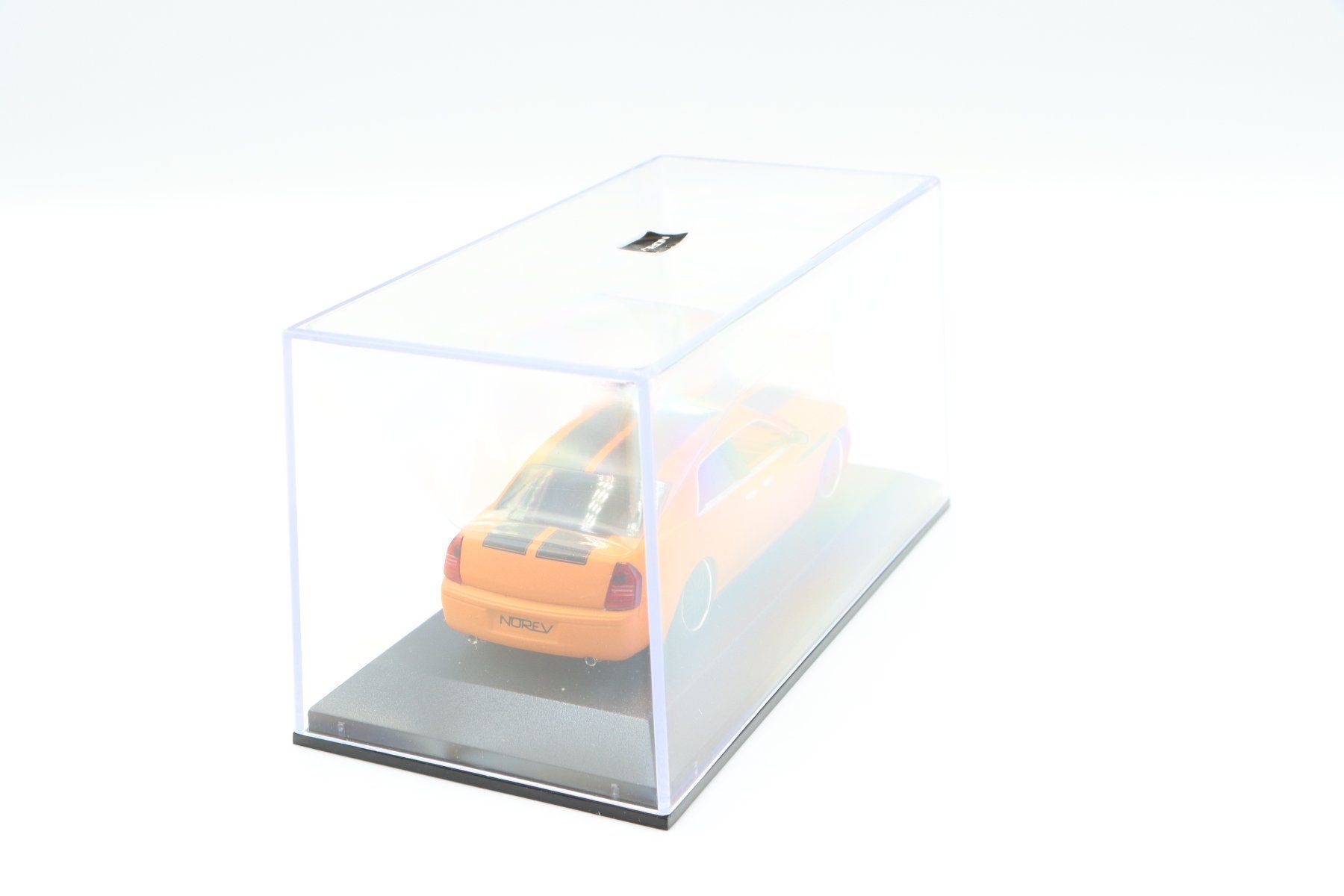 Chrysler Modellini d'auto: Chrysler 300C Parotech 2007 1:43 Norev – Nuovo e nell'imballaggio originale da Bühl b.Aarberg venduto da modelldiecast 4