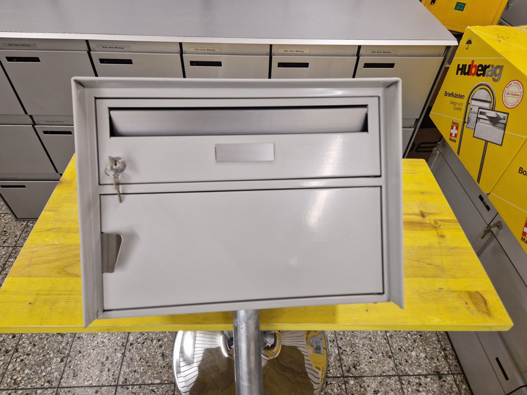 Altro per la casa: Standbriefkasten ( Huber ) – Usato da Wiler b.Utzenstorf venduto da bamaa-shop 1