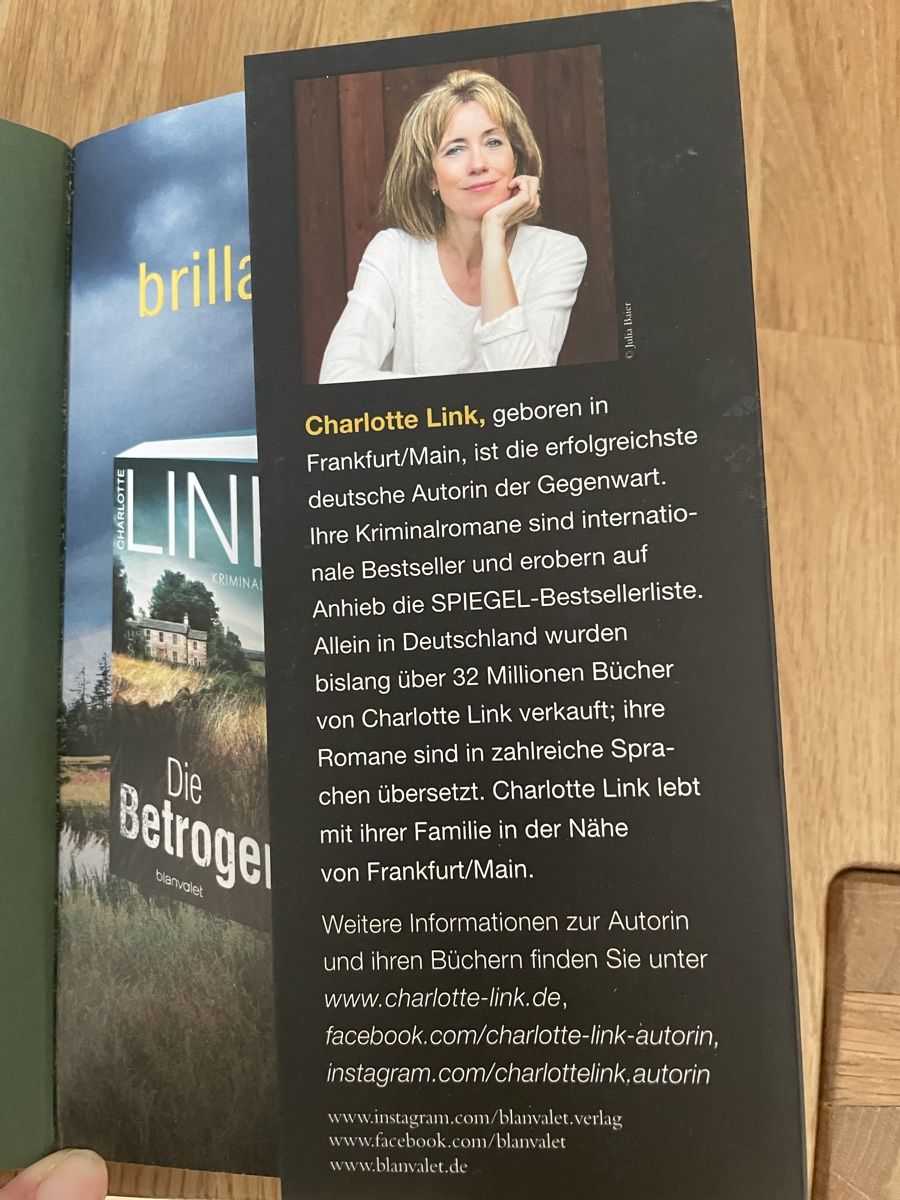 Bücher: Der Verehrer – Gebraucht aus Laufen von bia_7vr6 6