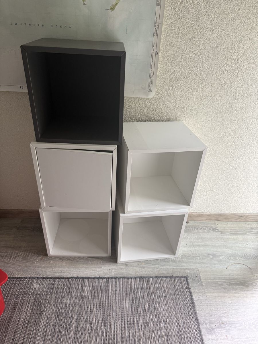 Ikea Scaffali: IKEA EKET wall-mounted shelving unit – Usato da Ebikon venduto da V_to_VRadivojevic