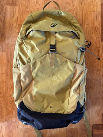 Wanderrucksack QUECHUA 25L wie neu