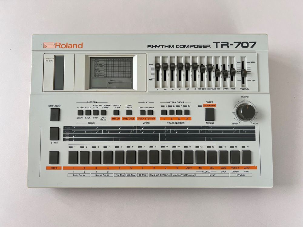 Roland TR-707 Rhythm Composer - inkl. HKA Upgrade (Gebraucht) in Bern ...