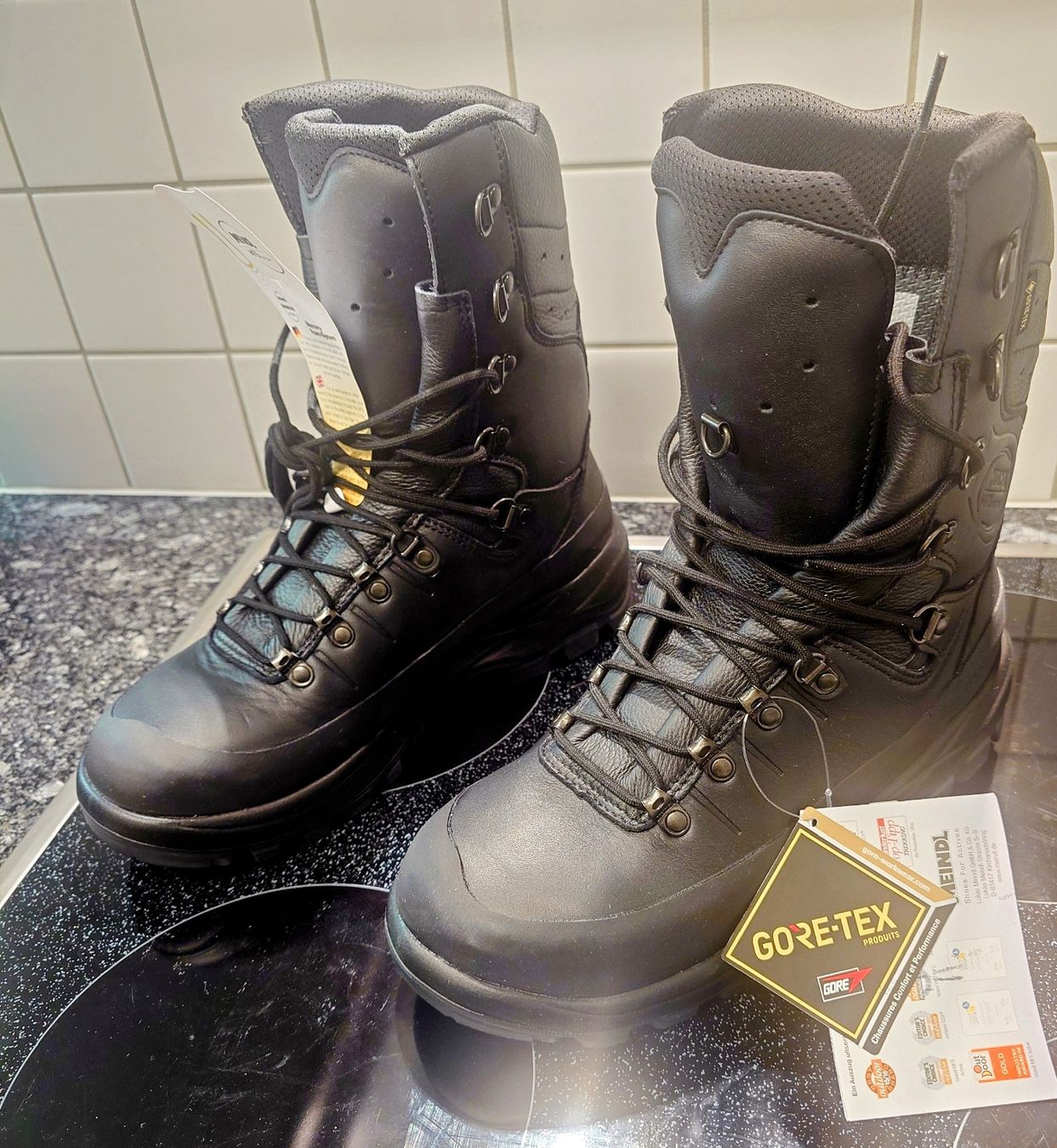 Meindl Scarpe da uomo: Meindl - Safety Pro S3 mit Stahlkappen – Nuovo e nell'imballaggio originale da Worben venduto da Hugo32 2
