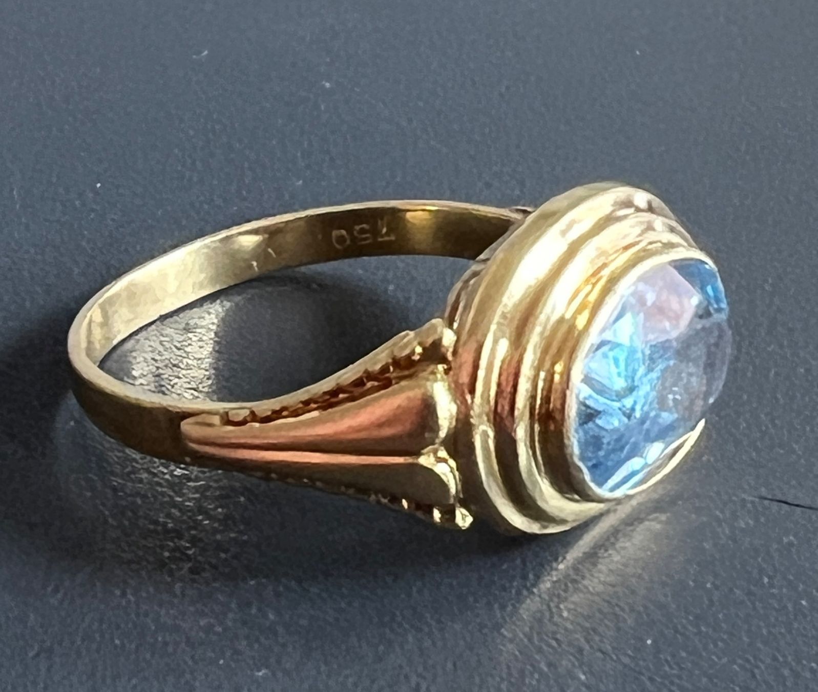 Anelli: Gold-Ring 18K mit hellblauem Schmuckstein – Usato da Chur venduto da Penting1935 3