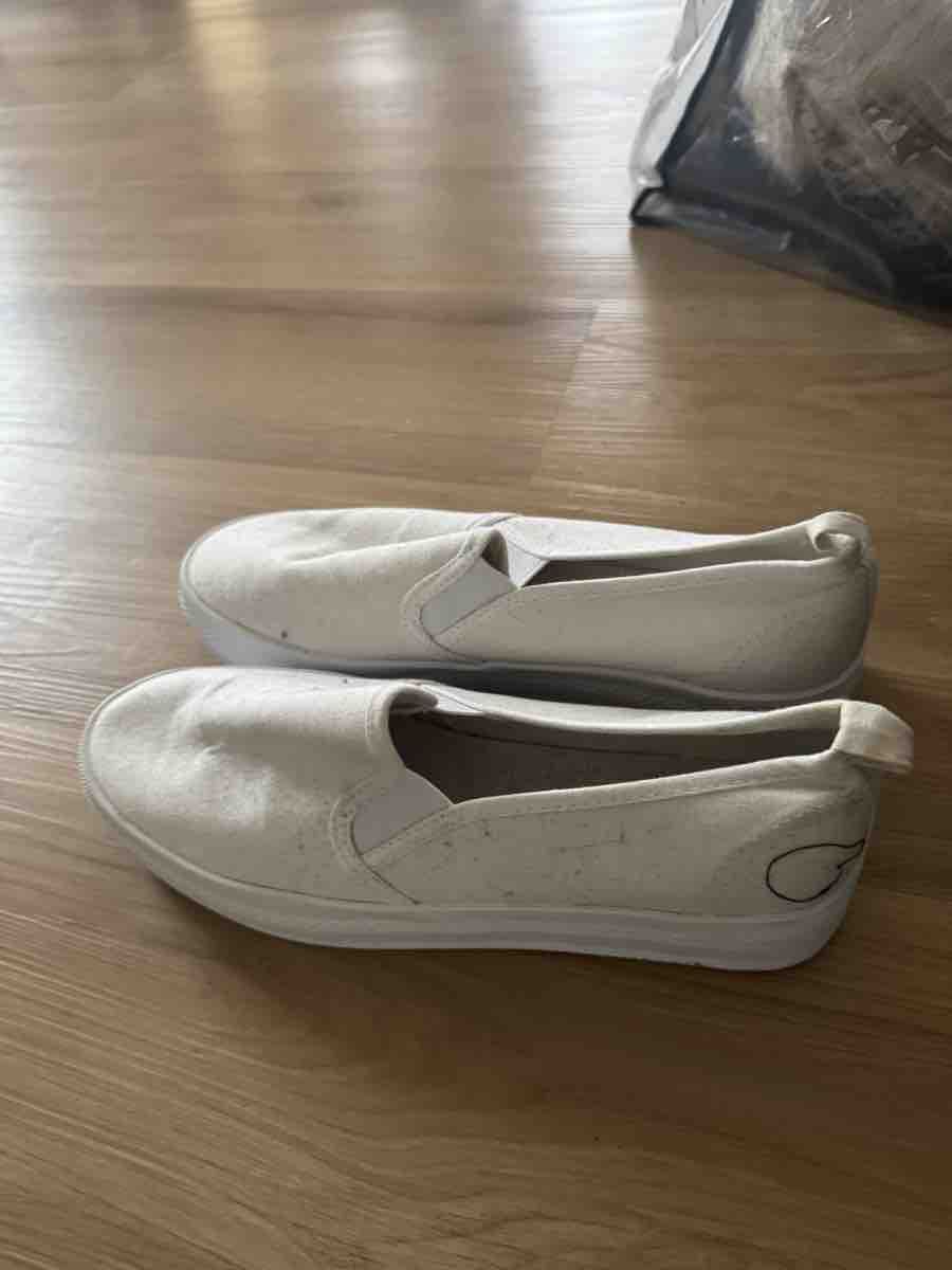 Scarpe da donna: Damen schuhe – Usato da Kriens venduto da M0nk3ZPlayZ 1