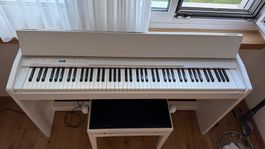 Roland Digital Piano F-140R