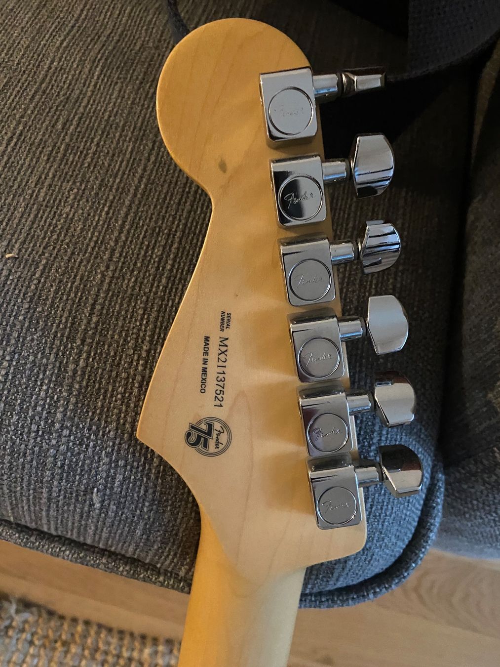 Fender Strumenti musicali: Fender Player Series Strat HSS MN TPL – Usato da Zürich venduto da tht_p8br 3