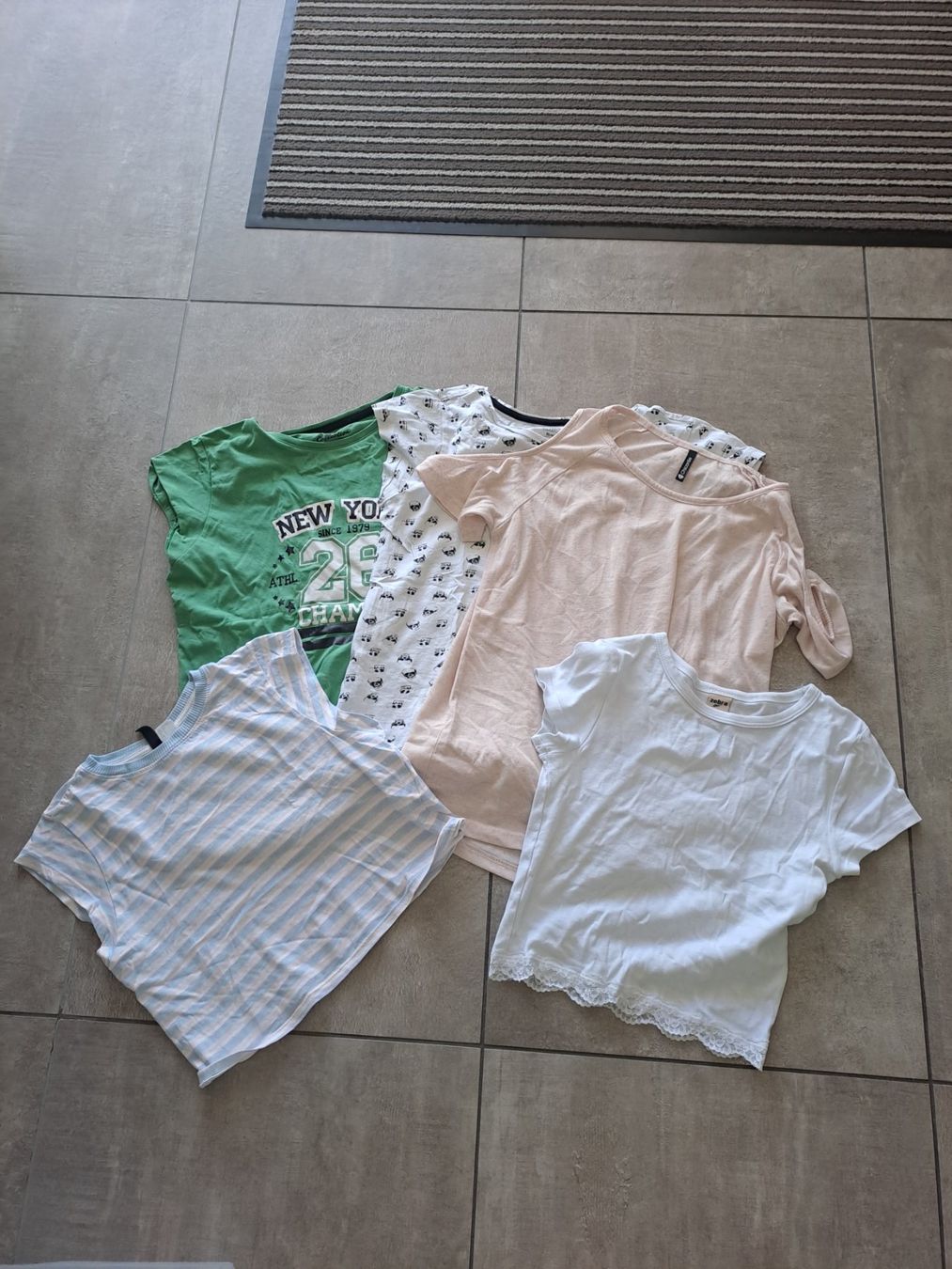 Lotti di vestiti: Pacco di vestiti/ Kleider Packet – Usato da Osogna venduto da stella086 8