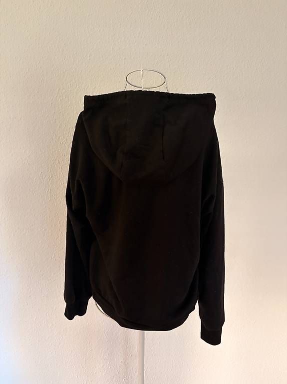 Shein Maglioni & Felpe: Schwarzer Oversized Hoodie CEST LA VIE PARIS – Usato da Kriens venduto da dajaxoxo 1