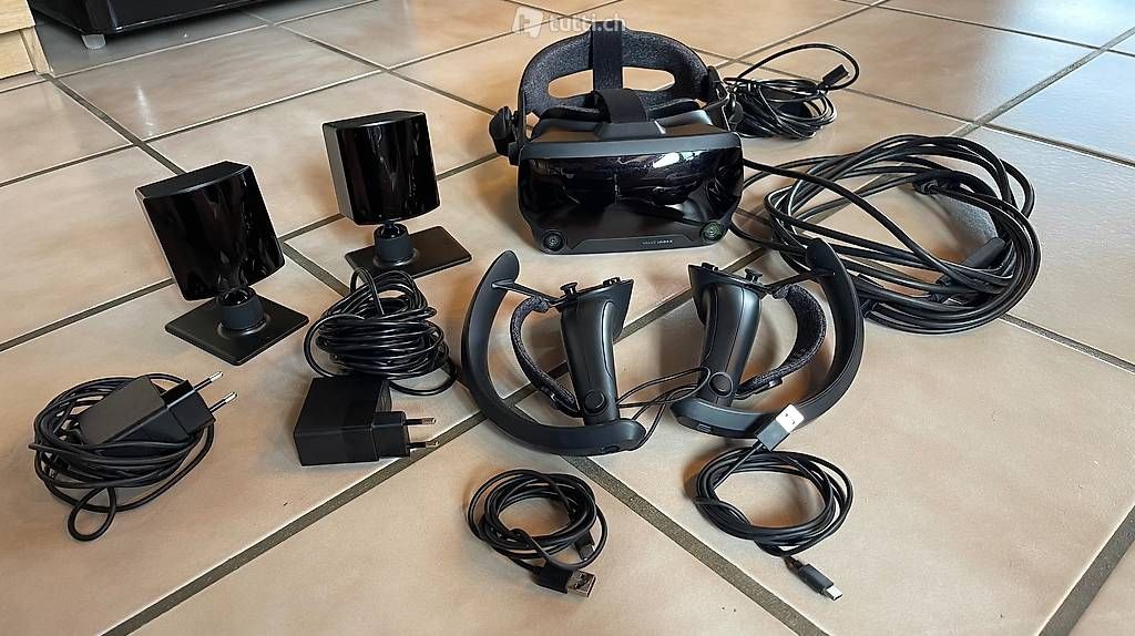 Valve VR Brille: Valve Index VR-Set mit Controllern & Basisstationen – Gebraucht aus Bern von
