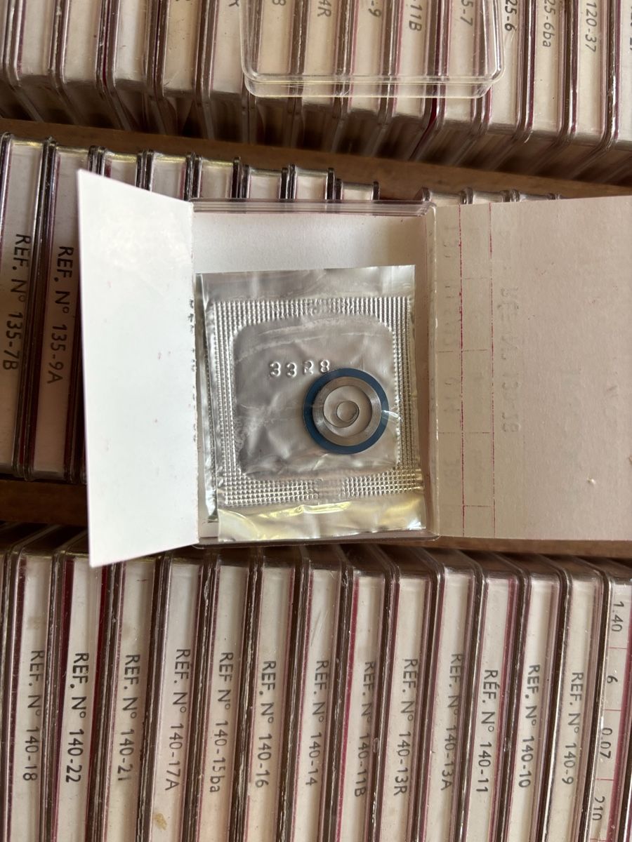 Montres: Sortiment Aufzugsfedern – Neuf (Voir description) à Rüti b. Büren par CenicAG 9