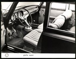 Fotografie Auto Alfa Romeo Giulia Super,
