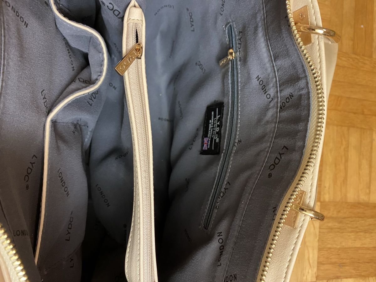 Taschen für Damen: Elegante Handtasche in beige – Neu (gemäss Beschreibung) aus Siebnen von mel_b_789 3