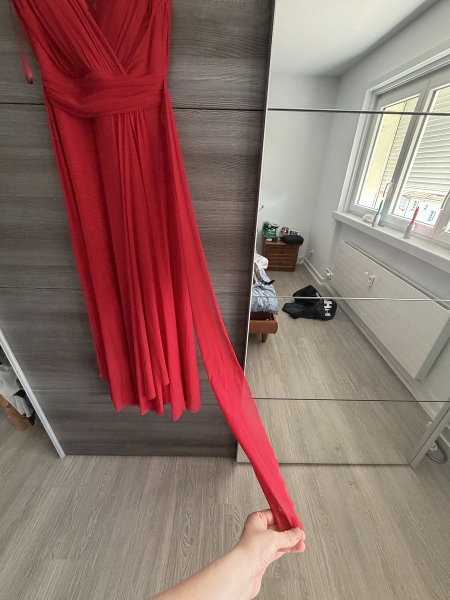 Vestiti: Abendkleid – Usato da Solothurn venduto da nad_y9cd 2