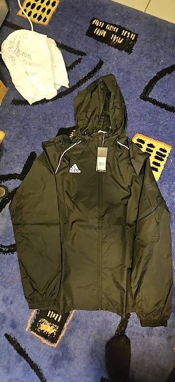 Giacche: Kway sportiva nuova – Usato da novazzano venduto da remolabarca1