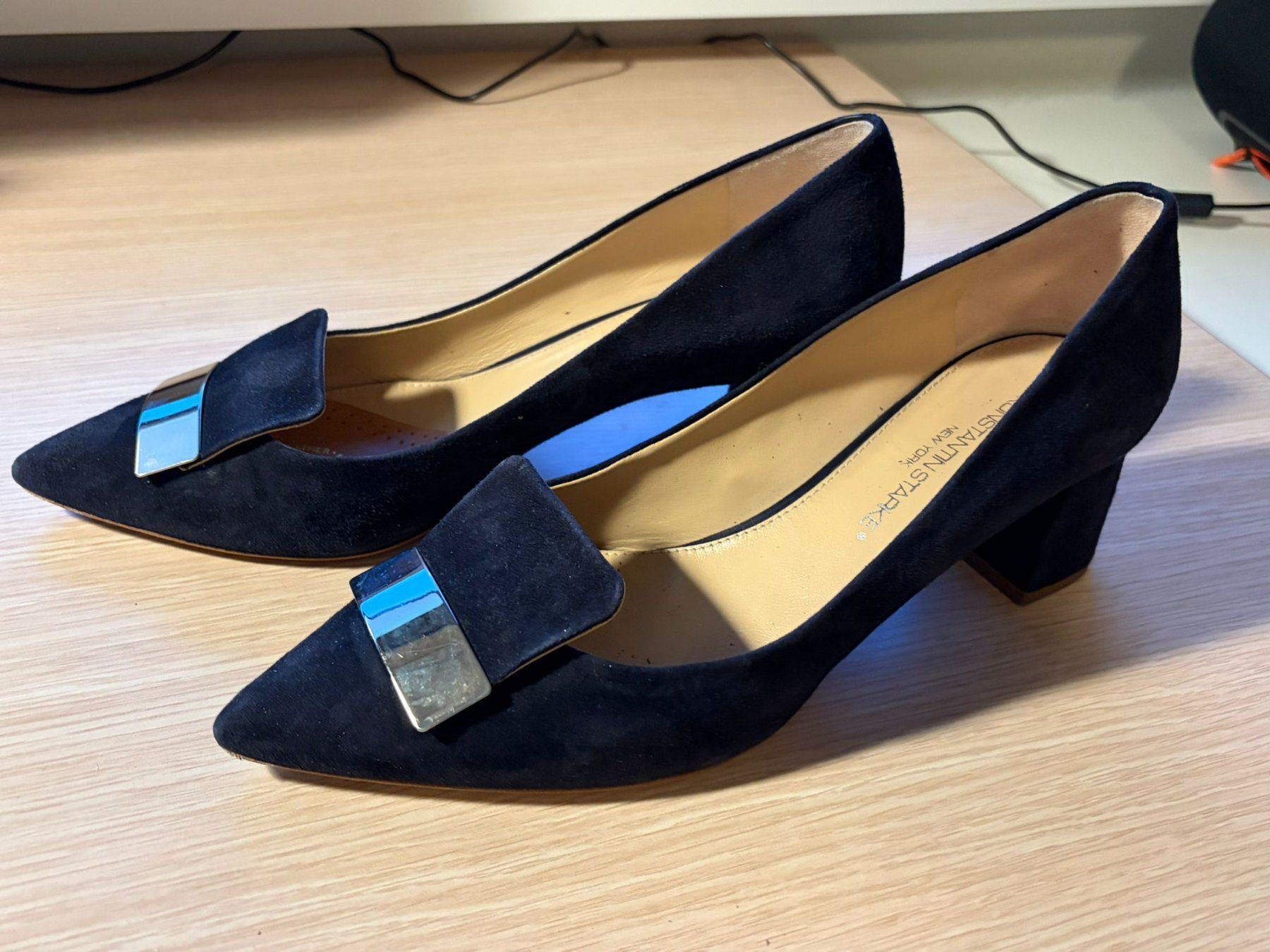 Scarpe da donna: Pumps dkbl. Willdleder Konstantin Starke Gr 41 – Usato da Uster venduto da stinagock