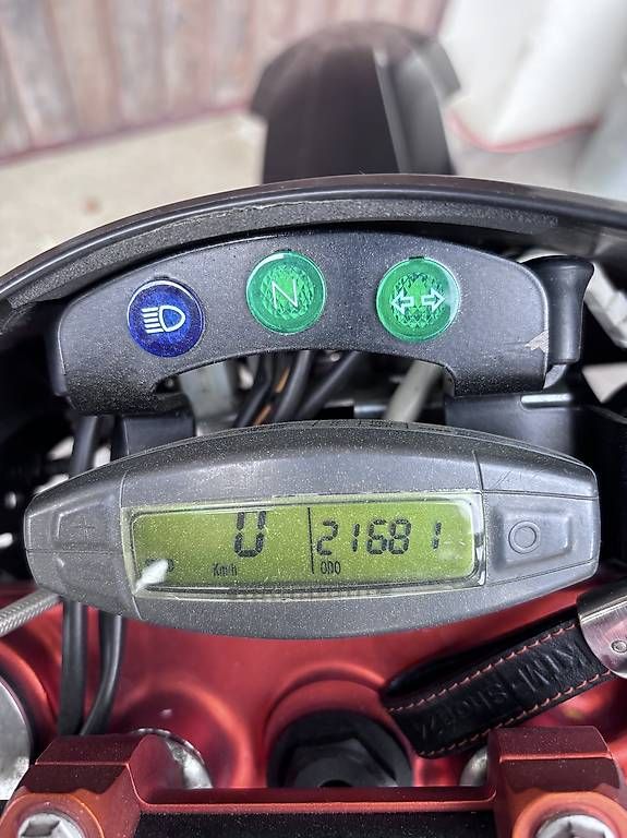 Strasse: KTM 625 SMC Prestige – Gebraucht aus Ossingen von S1MPLEX 4