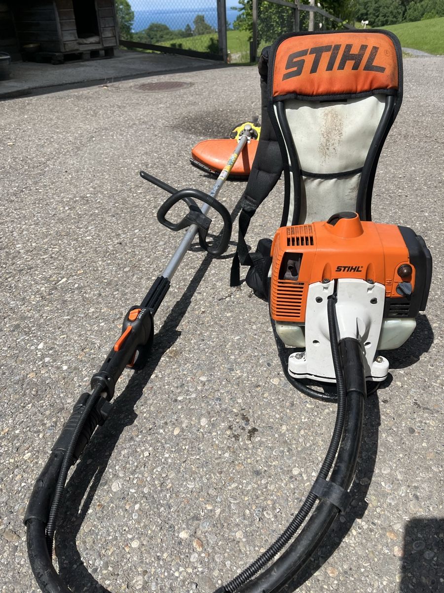 Stihl Tutte le macchine: FR 450 Stihl Freischneider Trimmer Benzin – Usato da Untereggen venduto da LukyMan 1