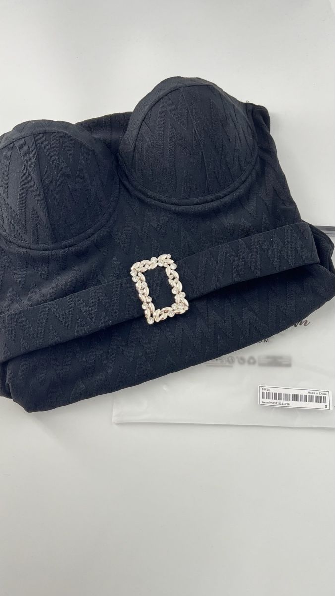 Badekleider & Bikinis: Original verpackt! Schwarzer Badeanzug mit Gürtel, Grösse S – Neu und originalverpackt aus Jona von Lili.lou 5
