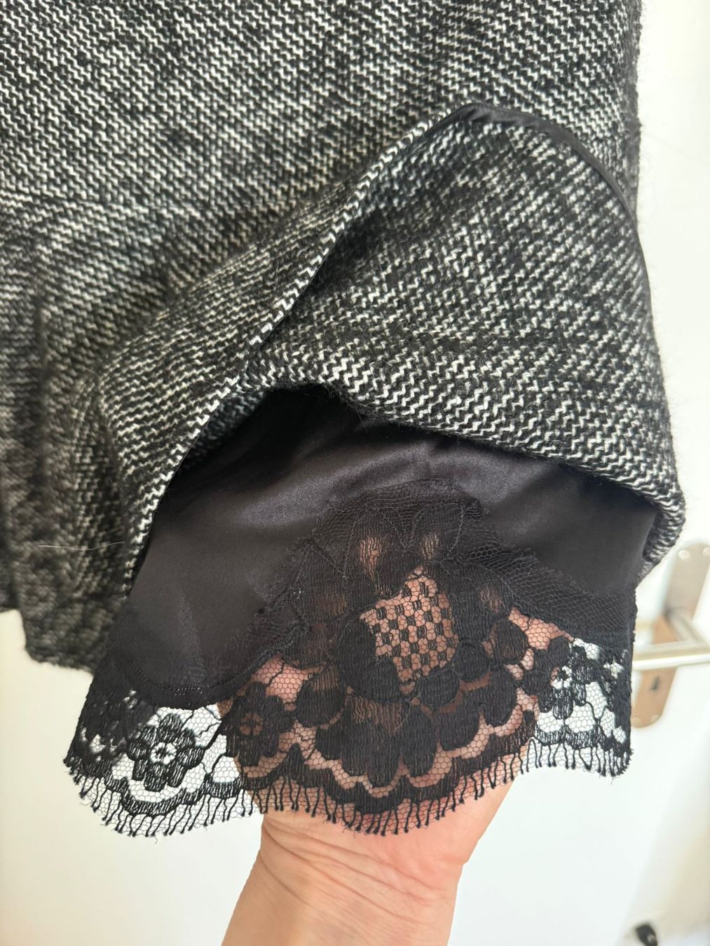 Dolce & Gabbana Gonne: Dolce&Gabbana Rock – Usato da Muri b. Bern venduto da ZUYA 2