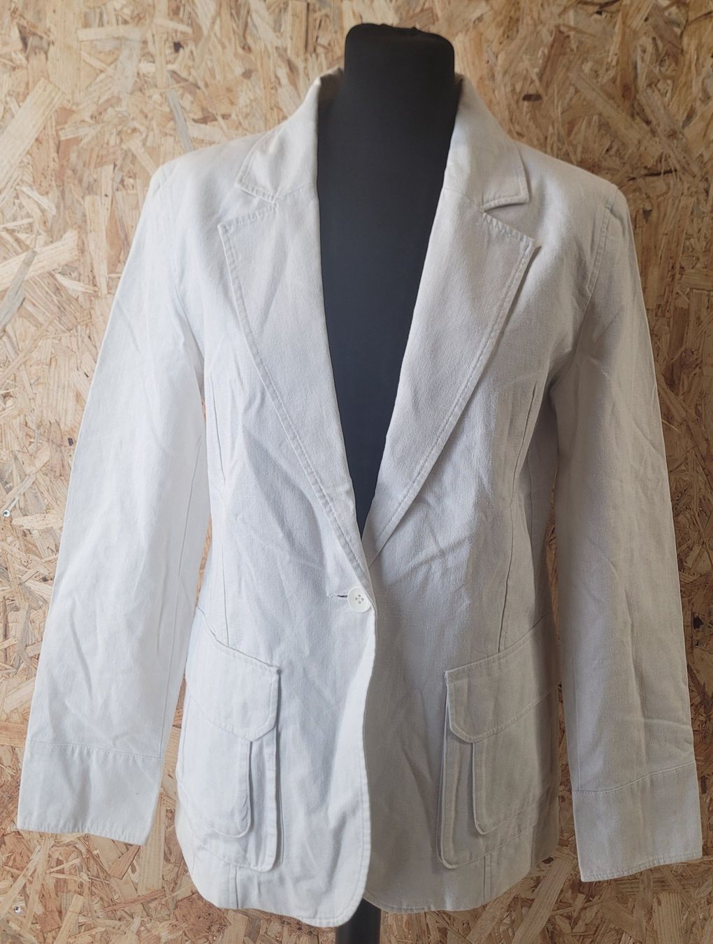 H&M Giacche: HENNES Blazer blanc H&M Taille 42 – Usato da Lausanne venduto da PlusValue_Lausanne