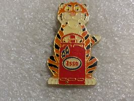 Ansteckpin 243: Esso