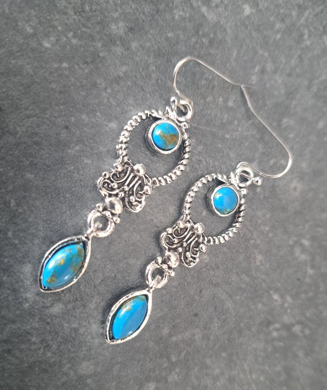 Orecchini pendenti & Orecchini a lobo: Boucles d'oreilles vintage en turquoise – Nuovo e nell'imballaggio originale da St-Imier venduto da supernova21 1