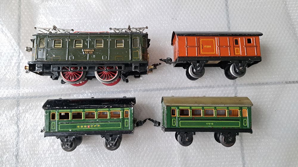 m-rklin-zug-rs-920-vintage-mit-3-waggons-spur-0-gebraucht-in-boll