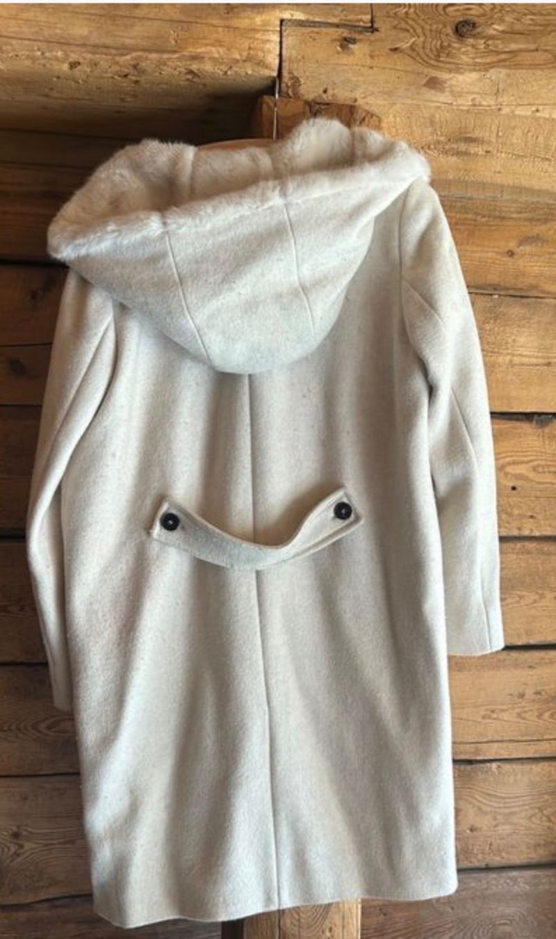 Marella Cappotti: Marella manteau blanc cassé – Usato da Val-d'Illiez venduto da Dombou 1