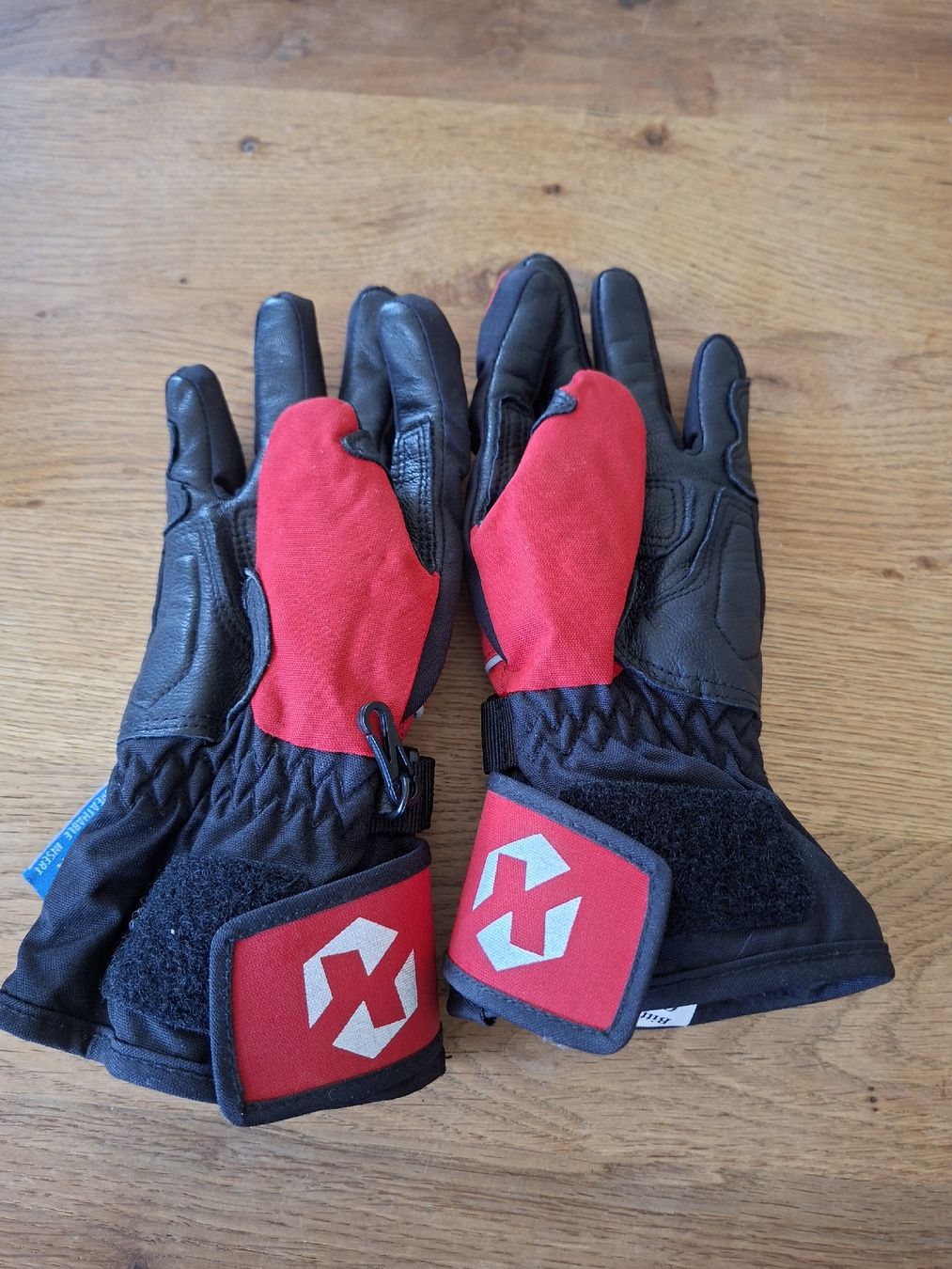 Guanti & manicotti: Motorrad Handschuhe Gr  6.5 – Nuovo (secondo la descrizione) da Lyss venduto da Infinia 1