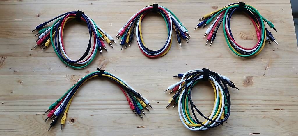 Cavi: NEU: Diverse Patch Kabel (unbalanced) – Usato da Allmendingen b. BE venduto da JanXE