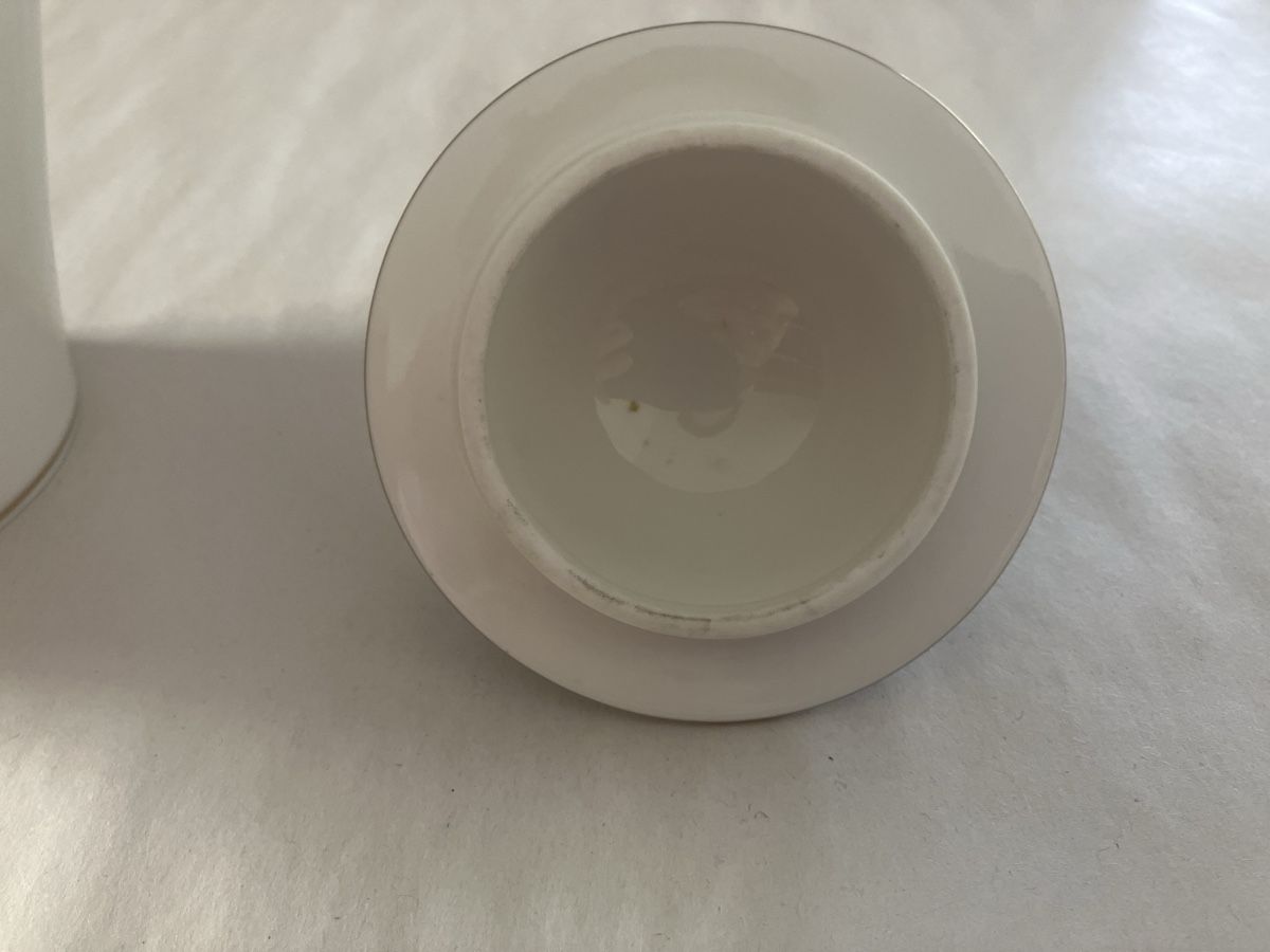 Tutte le decorazioni: Meissen Amphore mit Deckel – Usato da Ilanz venduto da Celi.hull 5