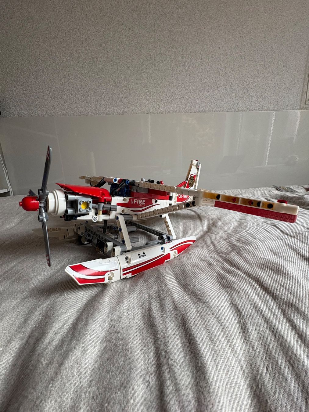 Lego Kit di costruzioni: LEGO Technic, Löschflugzeug Set. #42040 – Nuovo (secondo la descrizione) da Rorschacherberg venduto da ConstantinNeiser