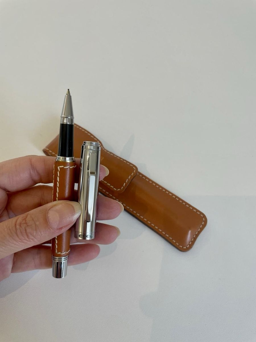 Stifte & Marker: Edler Kugelschreiber Lederetui Set NEU – Neu und originalverpackt aus Basel von Ch2005 1