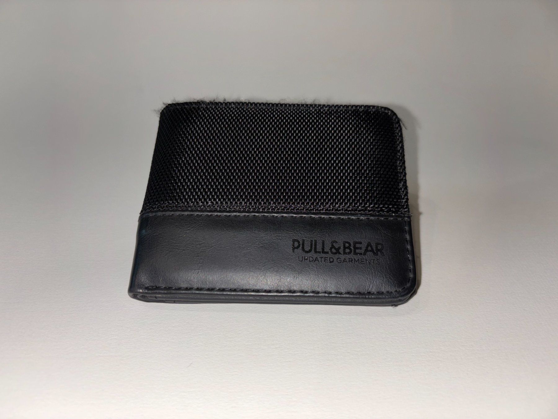 Portafogli: Portefeuille Pull&Bear noir, comme neuf, idéal cadeau! – Usato da Chêne-Bourg venduto da and_66gg