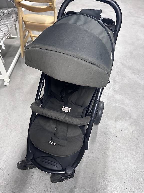 Kinderwagen: Kinderwagen gebraucht – Gebraucht aus St. Margrethen SG von EnesD 1