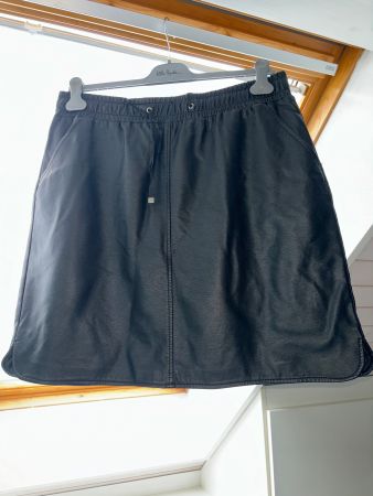 Cooler Minirock in Lederoptik Grösse L