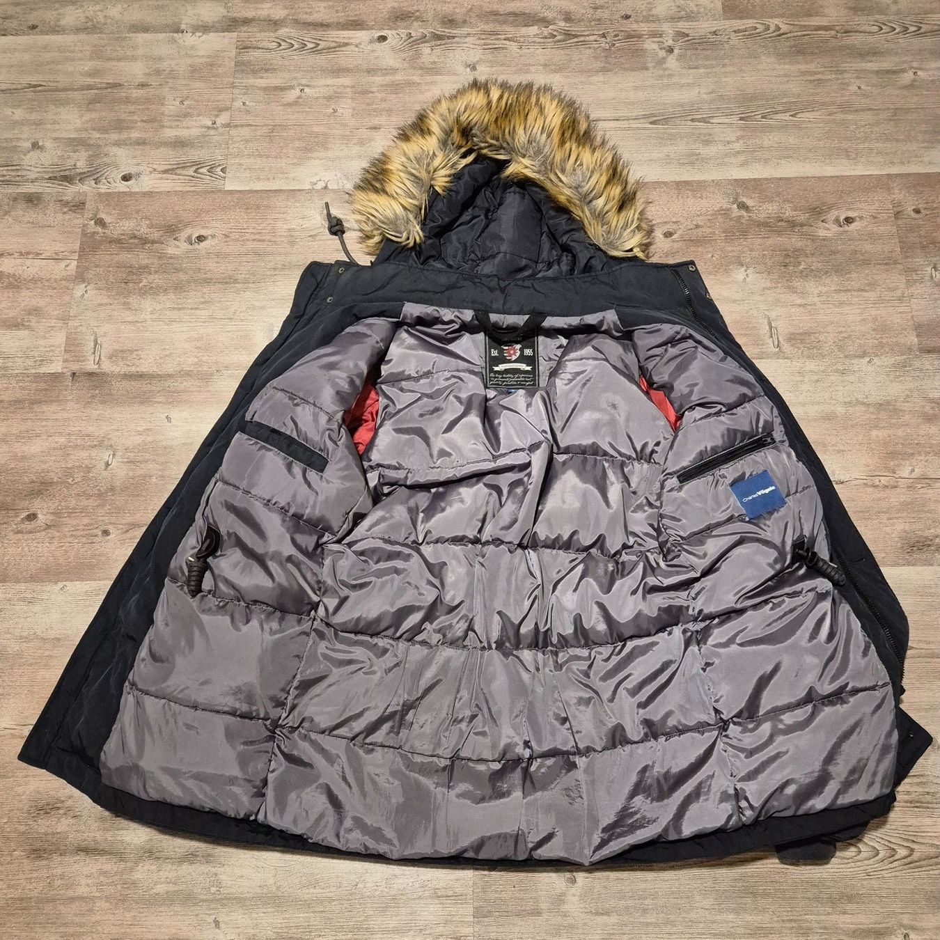 Cappotti: Veste d'hiver – Usato da Porrentruy venduto da Nos_petites_affaires 1