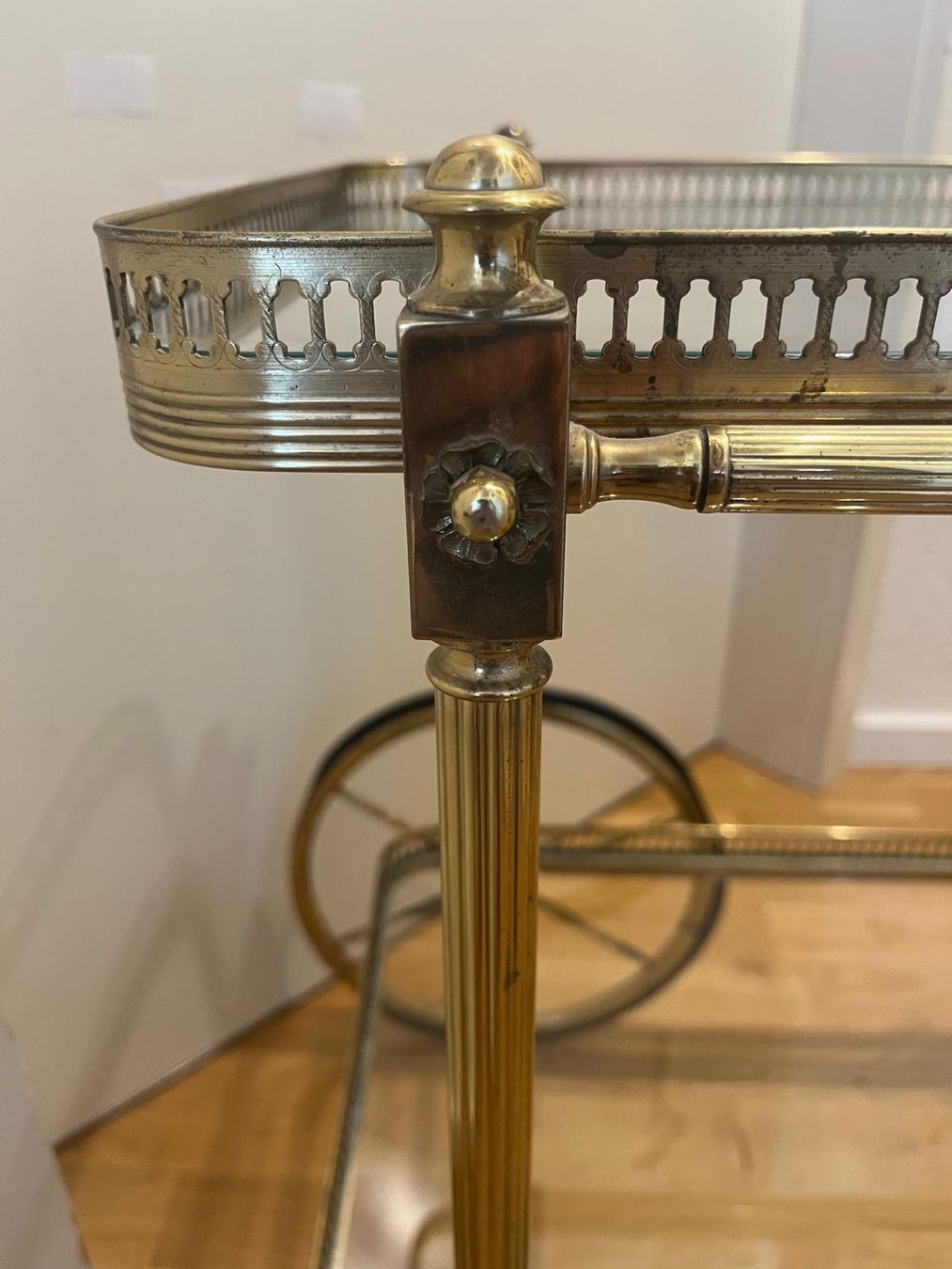 Culle: Servierwagen antik Messing mit Glasböden 2 Ablagen – Usato da Ostermundigen venduto da mme_ghys 6
