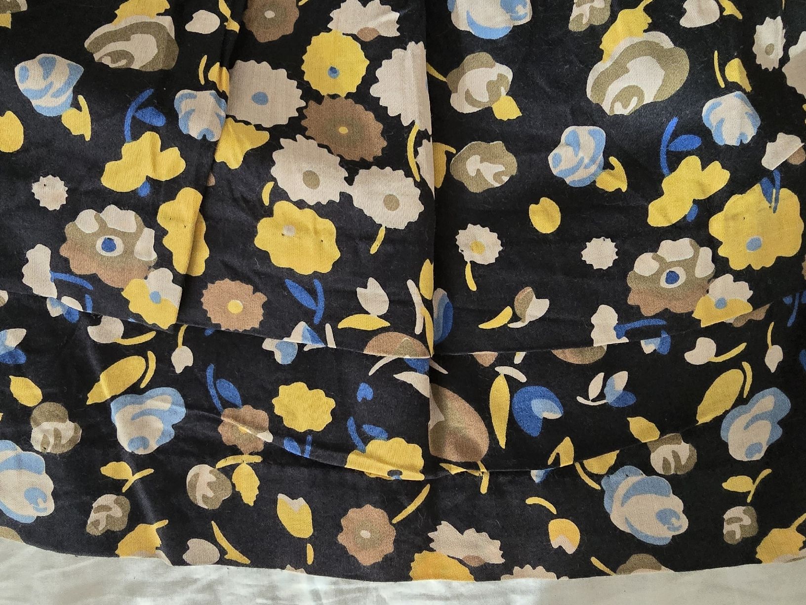 Bonpoint Vestiti & Gonne: Cute Bonpoint Floral Skirt – Usato da bern venduto da gsh_2w9d 1