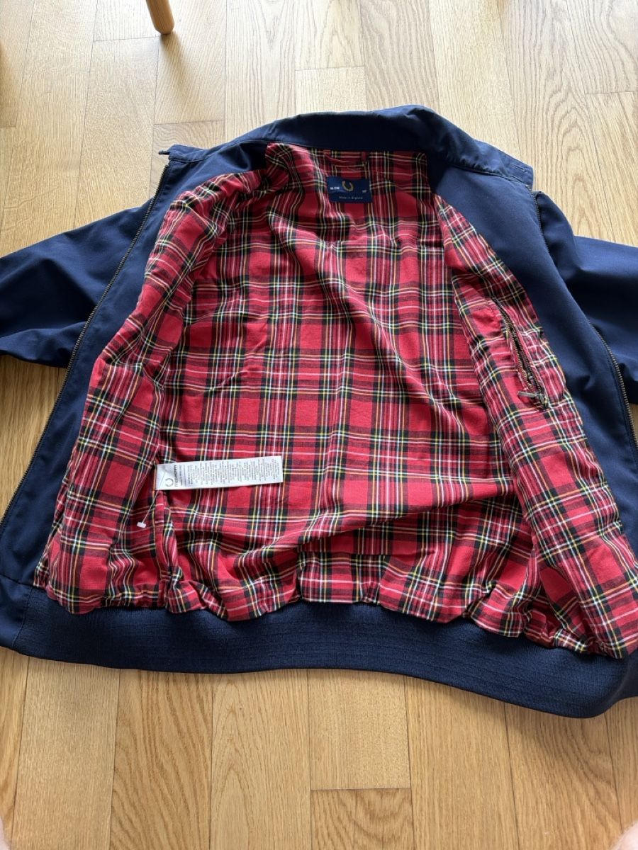 Fred Perry Jacken: Fred Perry Harrington Made in England – Gebraucht aus Viganello von raf_qxm5 2