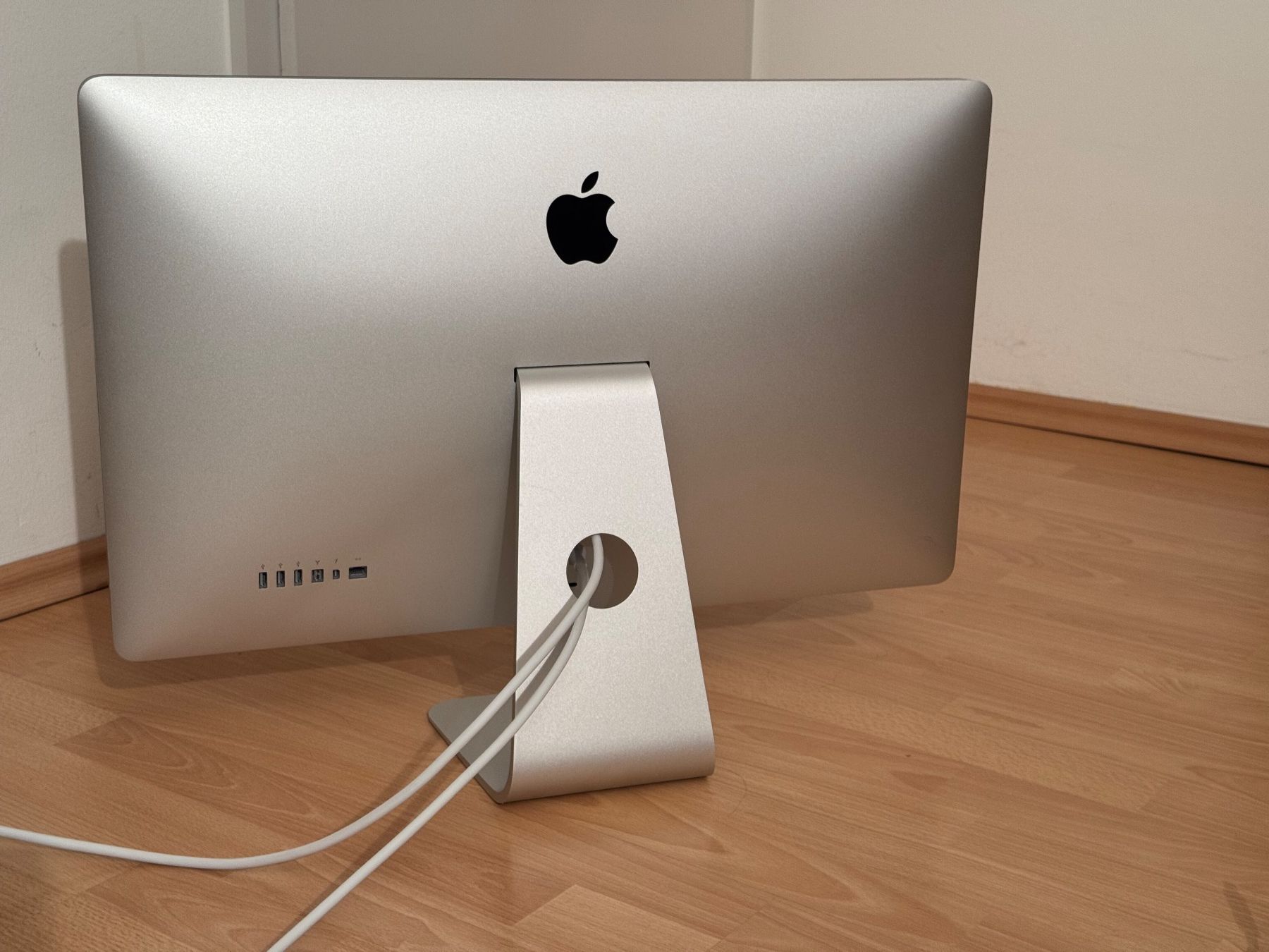 Apple Monitore: Apple Thunderbolt Display 27” – Top Zustand – Gebraucht aus Grafstal von vnzkln 3