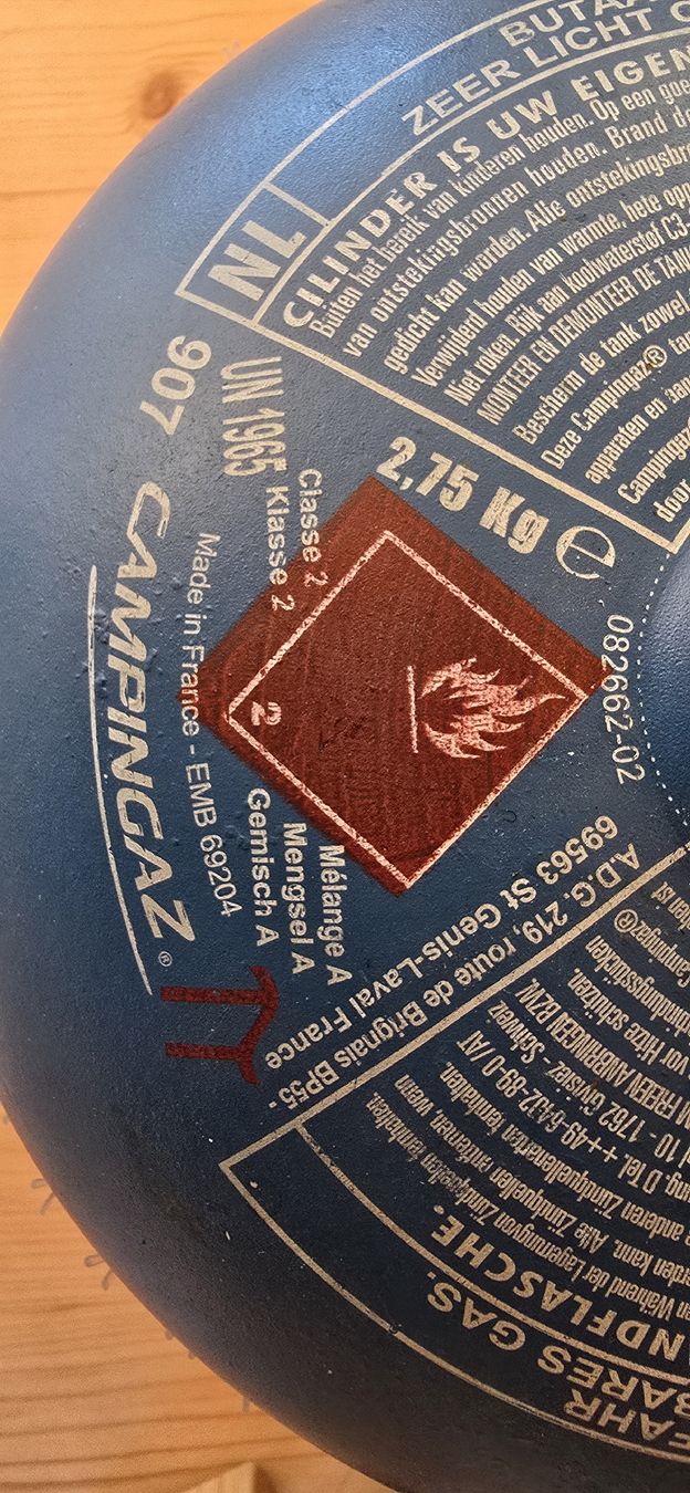 Apparecchiature e tecnologia a gas: Gasflasche 2.75kg – Usato da Oberried am Brienzersee venduto da Vagabund 2